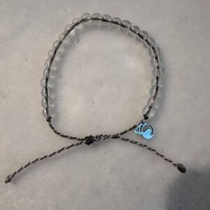 4ocean Bracelet. Adjustable. Clear beads